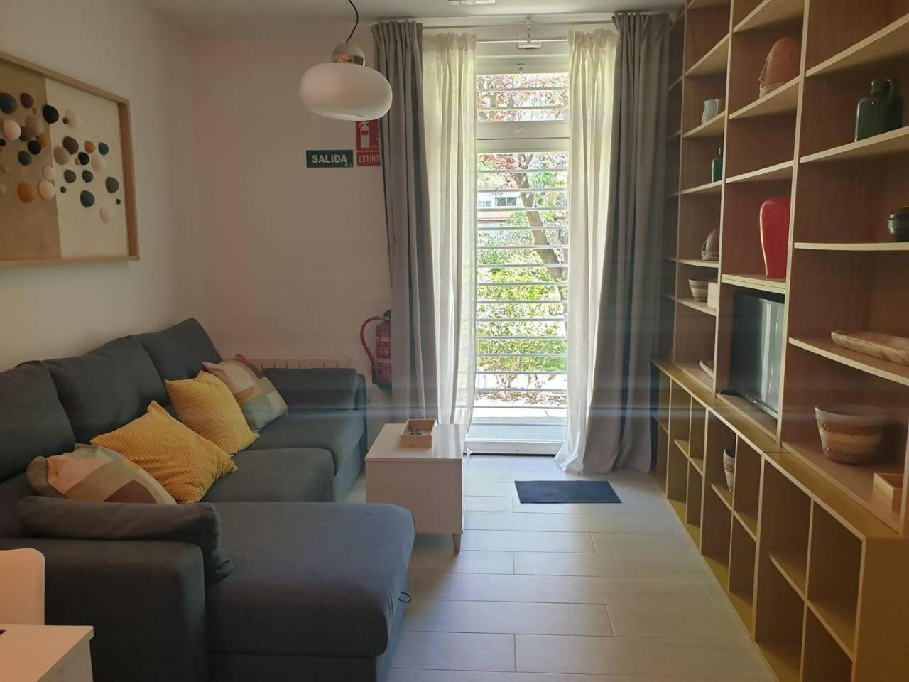 Piso Con Garaje Junto A Ifema Apartamento Madrid